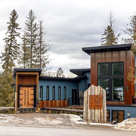 Ski In Ski Out With Huge Game Room And Hot Tub Fernie Luaran gambar