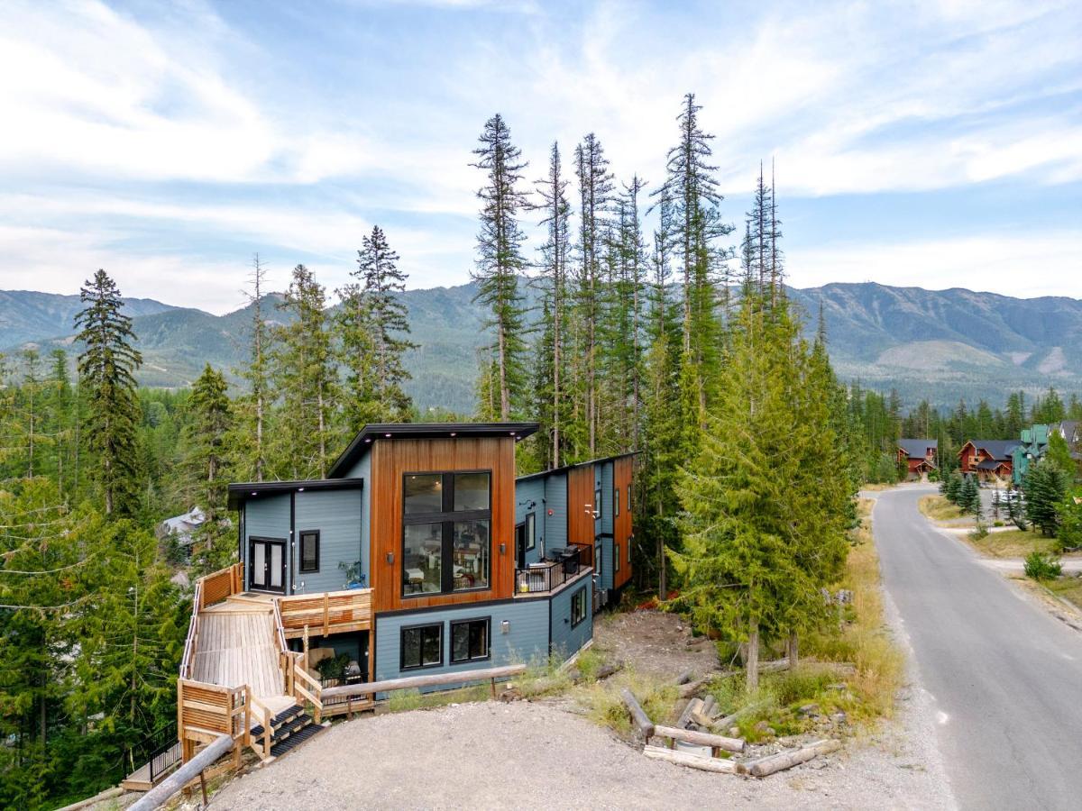 Ski In Ski Out With Huge Game Room And Hot Tub Fernie Luaran gambar